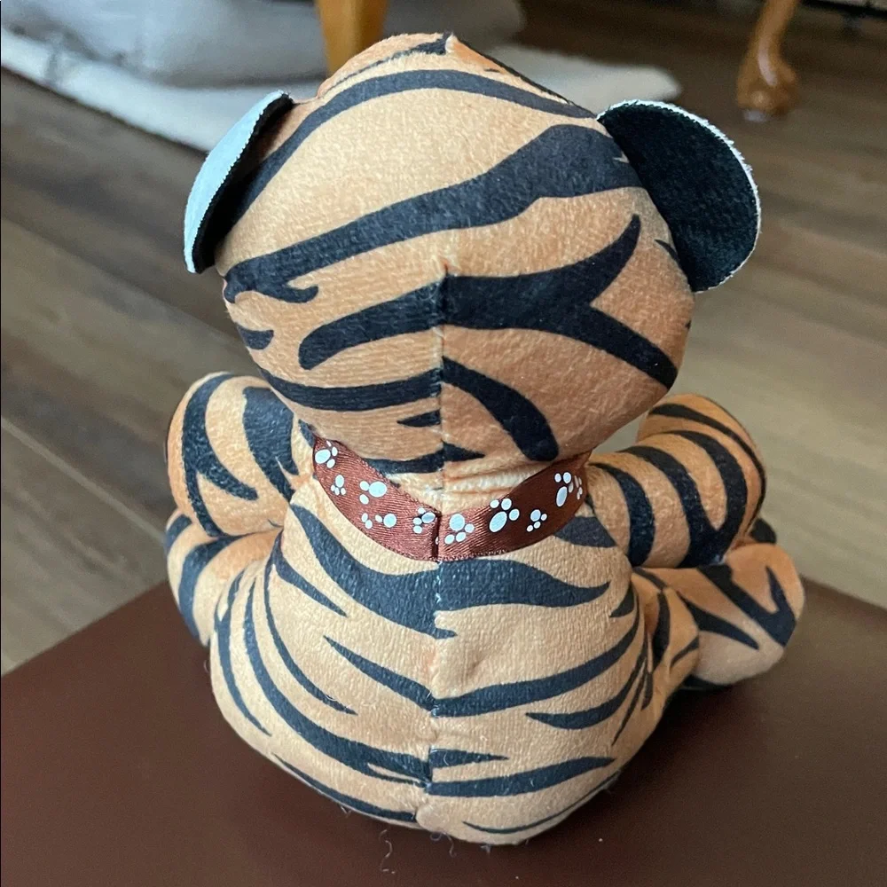 World Plush Inc pre owned